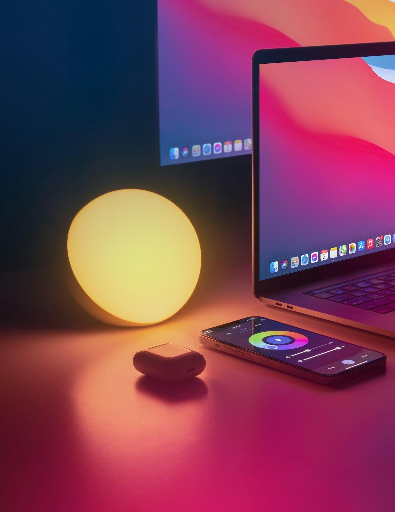 Luminous Dreams: Smart LED Desk Lamp